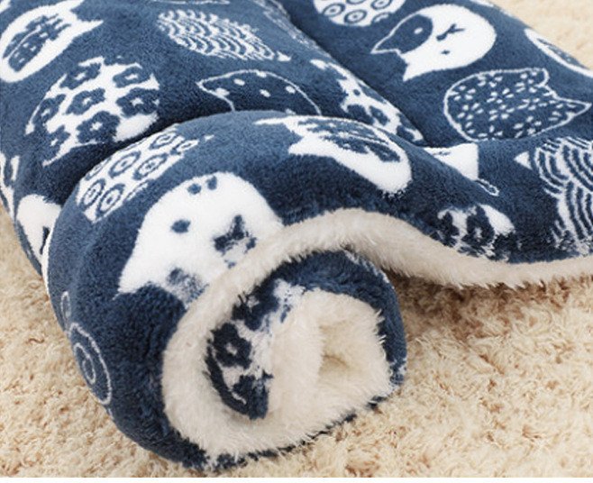 Universal Warm Winter Mat for Small Animals â Image 3