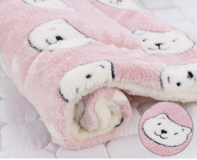 Universal Warm Winter Mat for Small Animals â Image 5