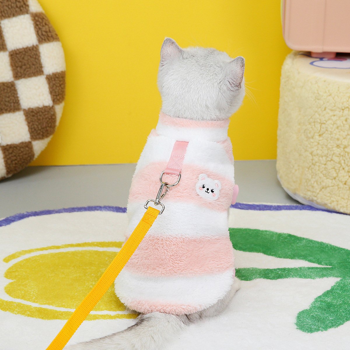 Cozy Fleece Sweatshirt for Cats - Comfort & Style – Image 3