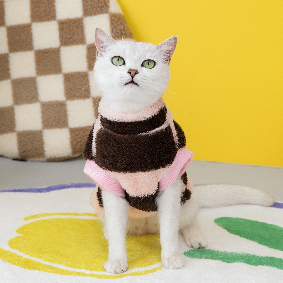 Cozy Fleece Sweatshirt for Cats - Comfort & Style – Image 9