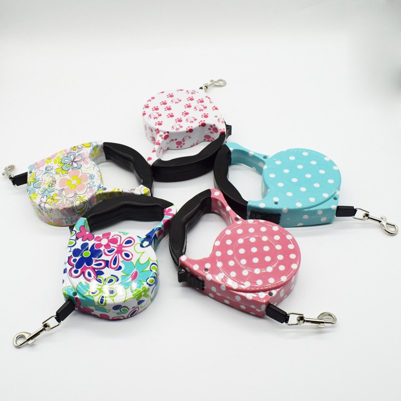 Retractable Leash with Black Handle - Image 2