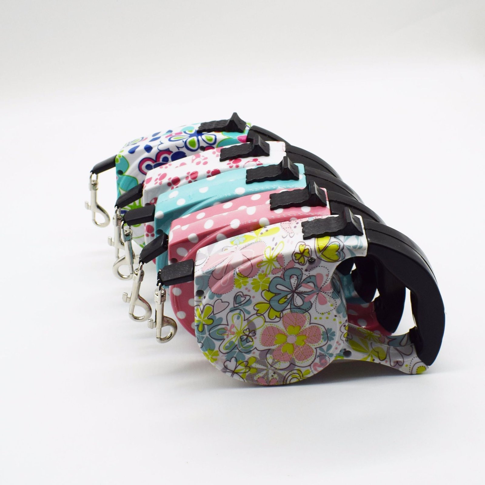 Retractable Leash with Black Handle - Image 4